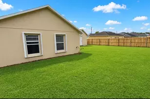 615 Madrid Dr, Kissimmee, FL 34758 - Photo 33