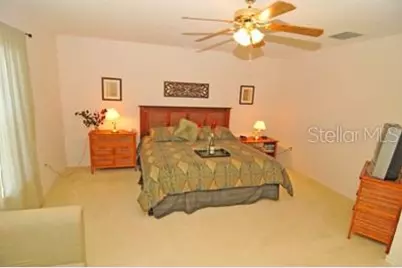 637 Eagle Pointe S, Kissimmee, FL 34746 - Photo 9