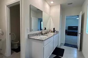 3841 Royal Azalea Wy, Sanford, FL 32773 - Photo 19