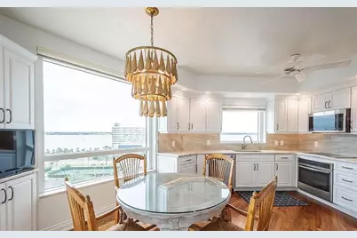 1180 Gulf Boulevard #806, Clearwater, FL 33767 - Photo 3