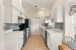 1619 Red Clover Ct, Orlando, FL 32825 - Photo 11
