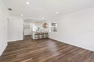 4050 Iris St N, Saint Petersburg, FL 33703 - Photo 9