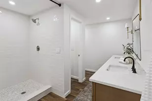 4050 Iris St N, Saint Petersburg, FL 33703 - Photo 13