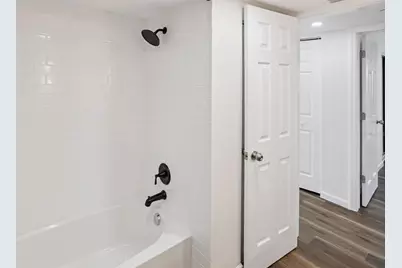 4050 Iris Street N, Saint Petersburg, FL 33703 - Photo 21