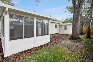 4050 Iris St N, Saint Petersburg, FL 33703 - Photo 27