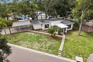4050 Iris St N, Saint Petersburg, FL 33703 - Photo 37