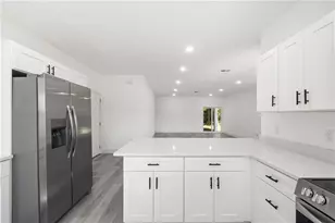 820 E Desoto St, Clermont, FL 34711 - Photo 11