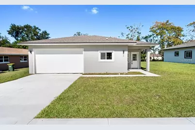 820 E Desoto Street, Clermont, FL 34711 - Photo 1