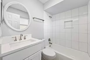 706 Elm Ave, Fruitland Park, FL 34731 - Photo 11