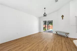 1500 Casterton Cir, Davenport, FL 33897 - Photo 5
