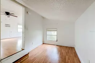 4519 Haines Rd N, Saint Petersburg, FL 33714 - Photo 17