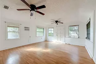 4519 Haines Rd N, Saint Petersburg, FL 33714 - Photo 5
