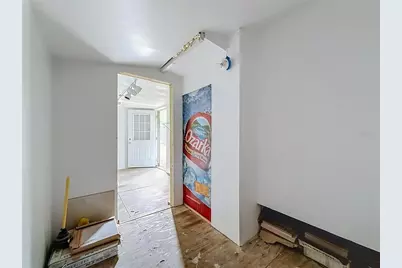 4519 Haines Road N, Saint Petersburg, FL 33714 - Photo 19
