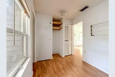 4519 Haines Road N, Saint Petersburg, FL 33714 - Photo 13
