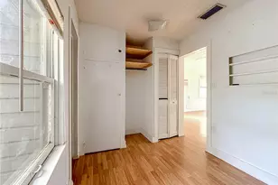 4519 Haines Rd N, Saint Petersburg, FL 33714 - Photo 13