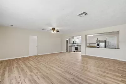 6448 41st Avenue N, Saint Petersburg, FL 33709 - Photo 9