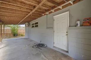 6448 41st Ave N, Saint Petersburg, FL 33709 - Photo 7