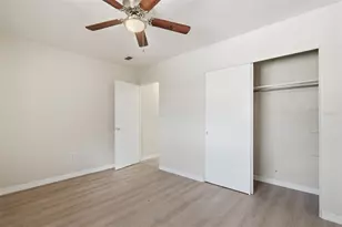 6448 41st Ave N, Saint Petersburg, FL 33709 - Photo 25