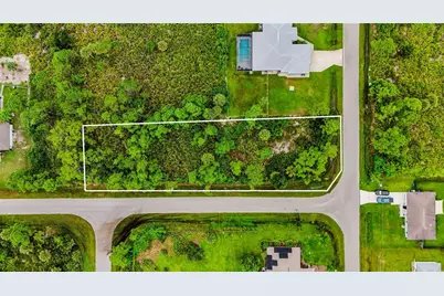 12039 Du Barry Avenue, Port Charlotte, FL 33981 - Photo 7