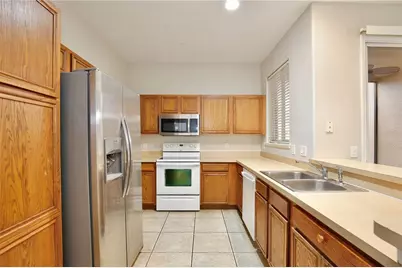 1976 Island Walk Drive, Orlando, FL 32824 - Photo 7