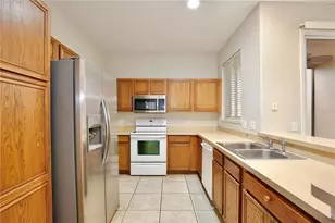 1976 Island Walk Dr, Orlando, FL 32824 - Photo 7