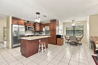 7201 Moss Leaf Lane, Orlando, FL 32819 - Photo 17