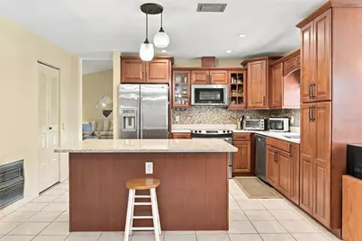 7201 Moss Leaf Lane, Orlando, FL 32819 - Photo 19