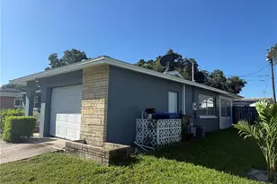 568 Hillcrest Dr, Largo, FL 33771 - Photo 5