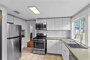 12 N Forest Ave, Orlando, FL 32803 - Photo 5