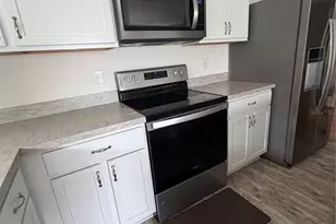 2500 Begonia St, Mascotte, FL 34753 - Photo 9