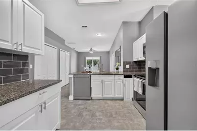 12834 Woodbury Glen Drive, Orlando, FL 32828 - Photo 11