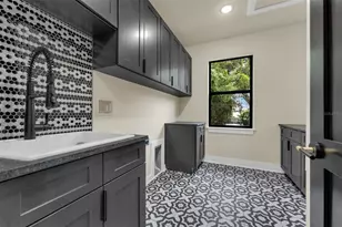 1910 Cloverlawn Ave, Orlando, FL 32806 - Photo 25