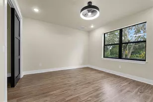 1910 Cloverlawn Ave, Orlando, FL 32806 - Photo 17