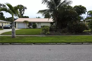 7611 Senrab Dr, Bradenton, FL 34209 - Photo 5