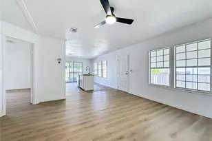 108 Pinelake Dr, Satsuma, FL 32189 - Photo 9