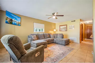 7 S Lavon Avenue, Kissimmee, FL 34741 - Photo 9