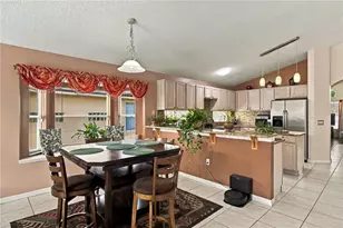 5737 Lake Champlain Dr, Orlando, FL 32829 - Photo 17
