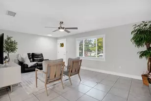 581 Fourwind St, Deltona, FL 32725 - Photo 9