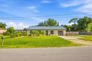4799 Lake Shore Dr, Saint Cloud, FL 34772 - Photo 1