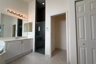 4223 63rd Terrace E, Sarasota, FL 34243 - Photo 23