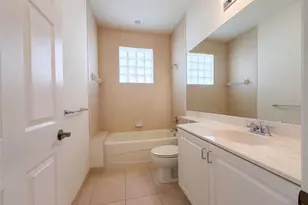 4223 63rd Terrace E, Sarasota, FL 34243 - Photo 31