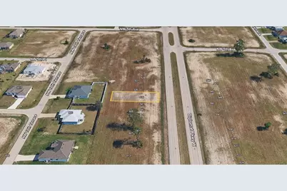 539 Diplomat Parkway W, Cape Coral, FL 33993 - Photo 3