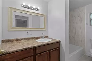 31128 Lochmore Cir, Mount Plymouth, FL 32776 - Photo 13