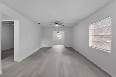 31128 Lochmore Circle, Mount Plymouth, FL 32776 - Photo 25