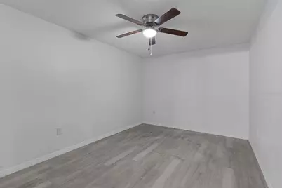 31128 Lochmore Circle, Mount Plymouth, FL 32776 - Photo 15