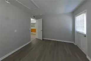 [Address not provided], Tampa, FL 33617 - Photo 11