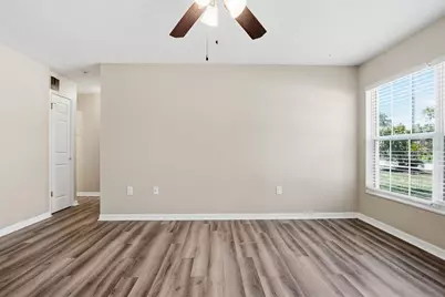 1317 Braebury Drive, Leesburg, FL 34748 - Photo 9