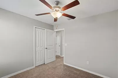 15535 Miller Creek Drive, Sun City Center, FL 33573 - Photo 11