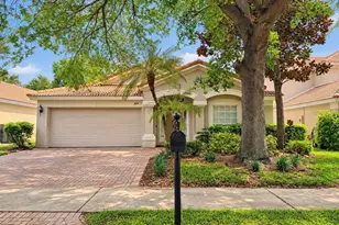 6128 Froggatt St, Orlando, FL 32835 - Photo 1
