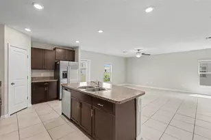 15514 Colt Creek Pl, Sun City Center, FL 33573 - Photo 7